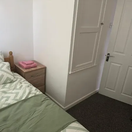 The Lantern * 布里斯托